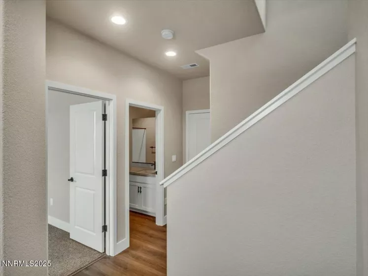451 Blackbird, Gardnerville, Nevada 89410, 2 Bedrooms Bedrooms, ,2 BathroomsBathrooms,Residential,Residential,Blackbird,250052353