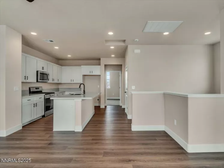 451 Blackbird, Gardnerville, Nevada 89410, 2 Bedrooms Bedrooms, ,2 BathroomsBathrooms,Residential,Residential,Blackbird,250052353