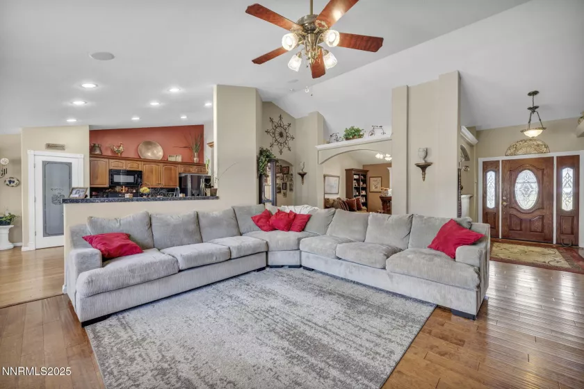 2862 Sierra Mesa, Minden, Nevada 89423, 3 Bedrooms Bedrooms, ,2 BathroomsBathrooms,Residential,Residential,Sierra Mesa,250052355