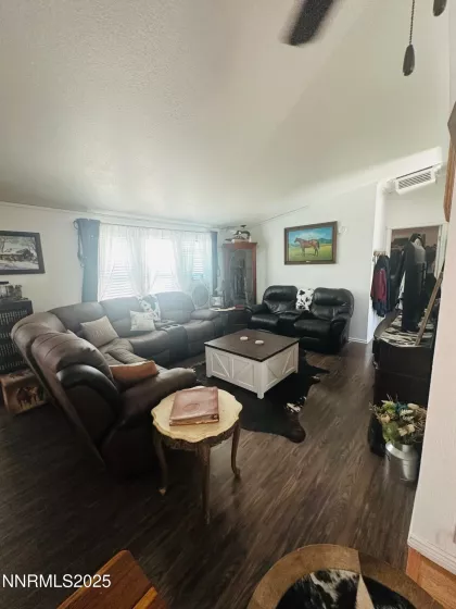274 Knox, Spring Creek, Nevada 89815, 3 Bedrooms Bedrooms, ,2 BathroomsBathrooms,Residential,Residential,Knox,250052336