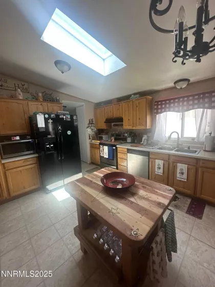 274 Knox, Spring Creek, Nevada 89815, 3 Bedrooms Bedrooms, ,2 BathroomsBathrooms,Residential,Residential,Knox,250052336