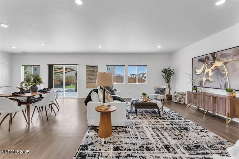 1394 Granary Park, Sparks, Nevada 89436, 4 Bedrooms Bedrooms, ,3 BathroomsBathrooms,Residential,Residential,Granary Park,250052356
