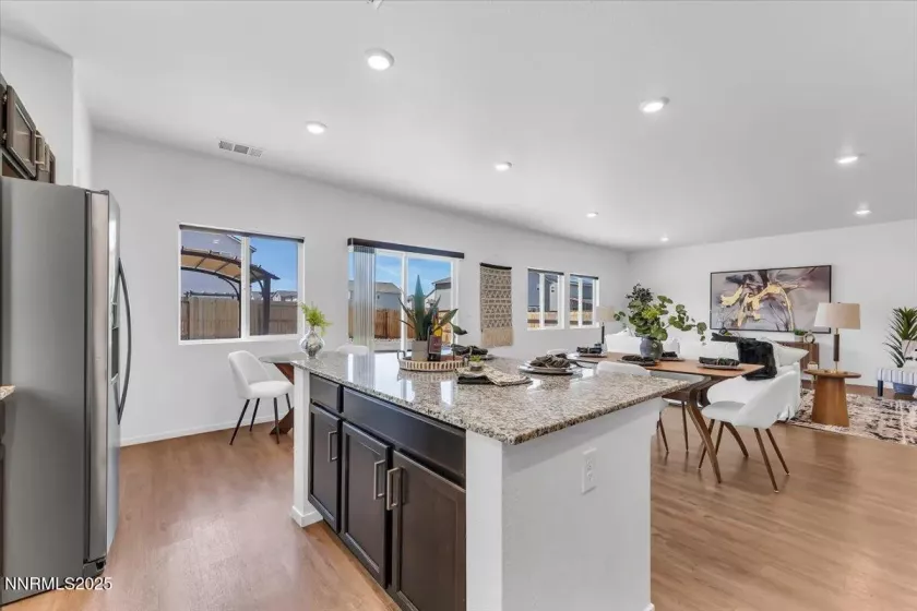 1394 Granary Park, Sparks, Nevada 89436, 4 Bedrooms Bedrooms, ,3 BathroomsBathrooms,Residential,Residential,Granary Park,250052356