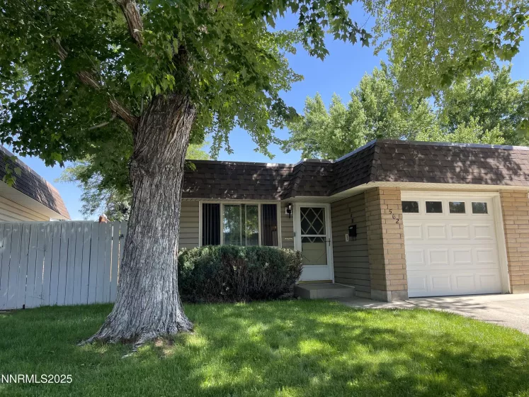 1562 Gault, Sparks, Nevada 89431, 3 Bedrooms Bedrooms, ,2 BathroomsBathrooms,Residential,Residential,Gault,250052359