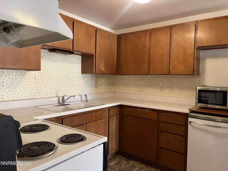 1562 Gault, Sparks, Nevada 89431, 3 Bedrooms Bedrooms, ,2 BathroomsBathrooms,Residential,Residential,Gault,250052359