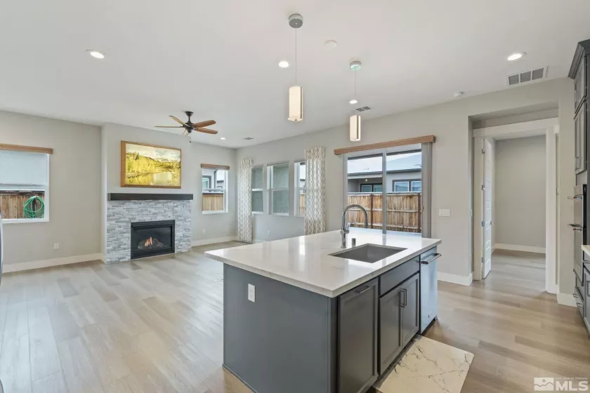 7393 Oakmont, Sparks, Nevada 89441, 2 Bedrooms Bedrooms, ,2 BathroomsBathrooms,Residential,Residential,Oakmont,250004203