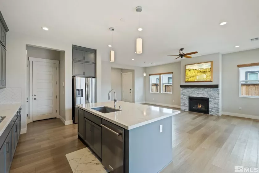 7393 Oakmont, Sparks, Nevada 89441, 2 Bedrooms Bedrooms, ,2 BathroomsBathrooms,Residential,Residential,Oakmont,250004203