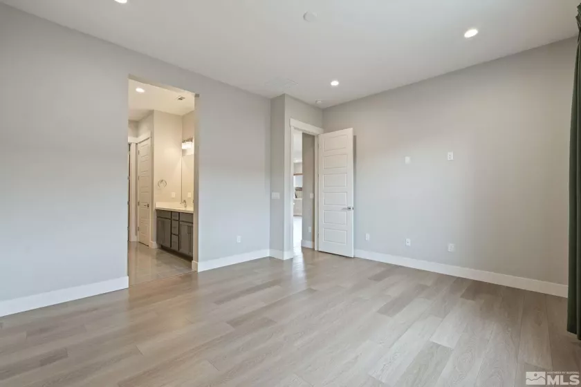7393 Oakmont, Sparks, Nevada 89441, 2 Bedrooms Bedrooms, ,2 BathroomsBathrooms,Residential,Residential,Oakmont,250004203