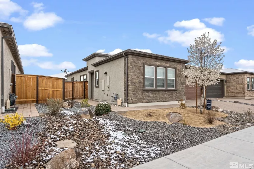 7393 Oakmont, Sparks, Nevada 89441, 2 Bedrooms Bedrooms, ,2 BathroomsBathrooms,Residential,Residential,Oakmont,250004203