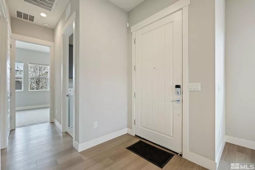 7393 Oakmont, Sparks, Nevada 89441, 2 Bedrooms Bedrooms, ,2 BathroomsBathrooms,Residential,Residential,Oakmont,250004203