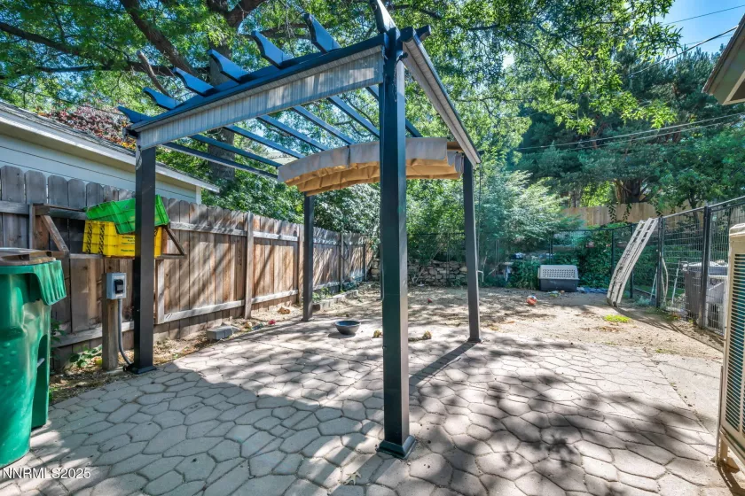 700 Highland, Carson City, Nevada 89703, 4 Bedrooms Bedrooms, ,3 BathroomsBathrooms,Residential,Residential,Highland,250052360