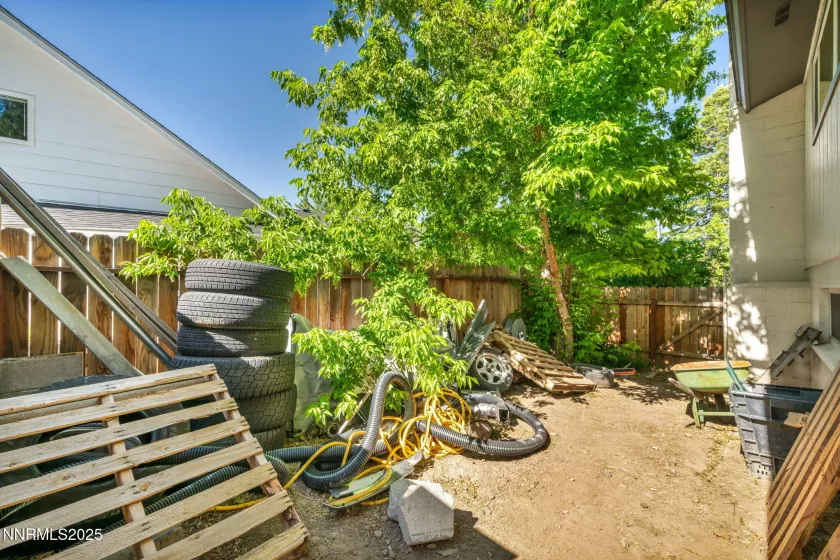 700 Highland, Carson City, Nevada 89703, 4 Bedrooms Bedrooms, ,3 BathroomsBathrooms,Residential,Residential,Highland,250052360