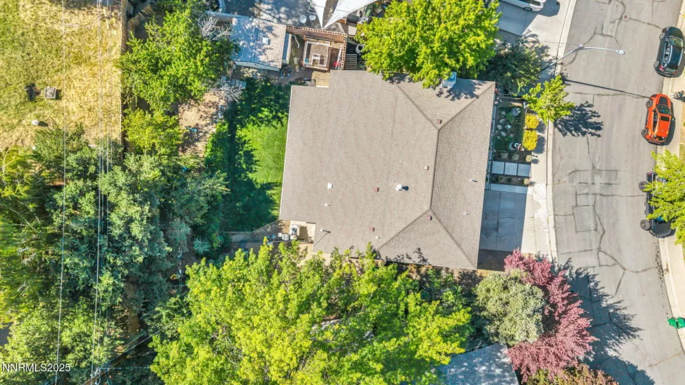 700 Highland, Carson City, Nevada 89703, 4 Bedrooms Bedrooms, ,3 BathroomsBathrooms,Residential,Residential,Highland,250052360