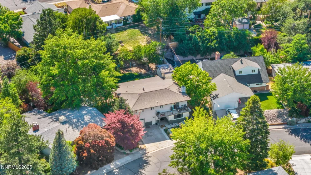 700 Highland, Carson City, Nevada 89703, 4 Bedrooms Bedrooms, ,3 BathroomsBathrooms,Residential,Residential,Highland,250052360