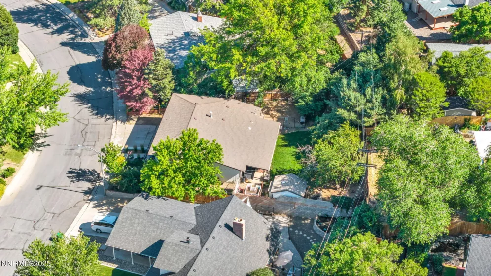 700 Highland, Carson City, Nevada 89703, 4 Bedrooms Bedrooms, ,3 BathroomsBathrooms,Residential,Residential,Highland,250052360