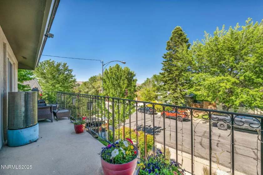 700 Highland, Carson City, Nevada 89703, 4 Bedrooms Bedrooms, ,3 BathroomsBathrooms,Residential,Residential,Highland,250052360