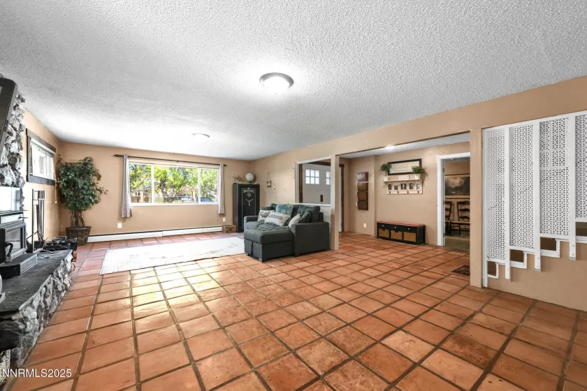 700 Highland, Carson City, Nevada 89703, 4 Bedrooms Bedrooms, ,3 BathroomsBathrooms,Residential,Residential,Highland,250052360