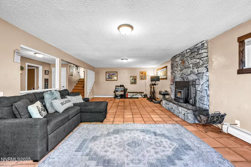 700 Highland, Carson City, Nevada 89703, 4 Bedrooms Bedrooms, ,3 BathroomsBathrooms,Residential,Residential,Highland,250052360