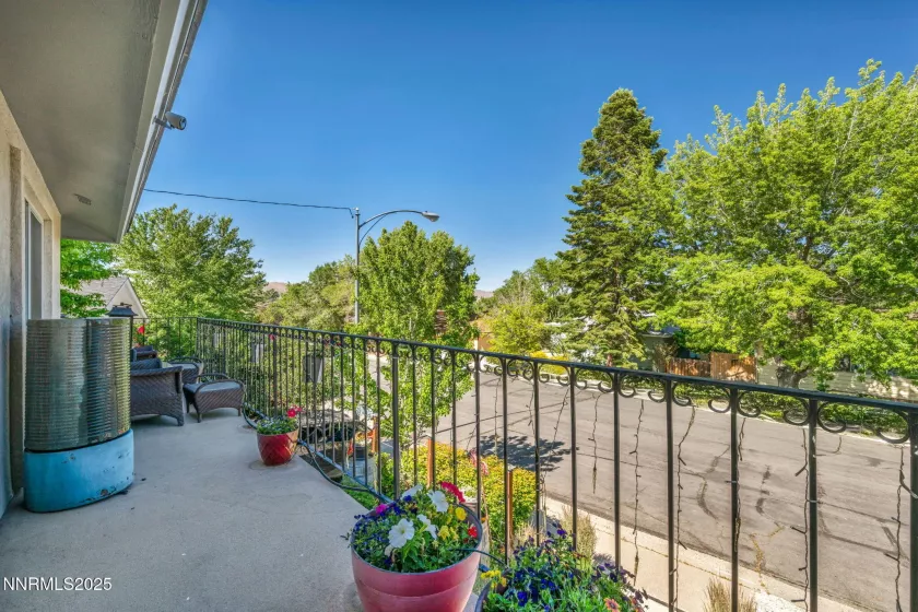 700 Highland, Carson City, Nevada 89703, 4 Bedrooms Bedrooms, ,3 BathroomsBathrooms,Residential,Residential,Highland,250052360