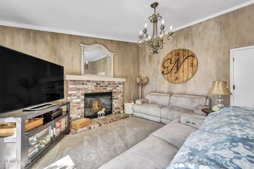 1668 Glen Oaks, Reno, Nevada 89523, 4 Bedrooms Bedrooms, ,2 BathroomsBathrooms,Residential,Residential,Glen Oaks,250052362