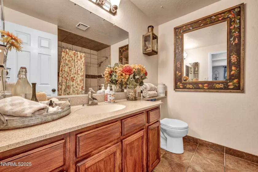 1668 Glen Oaks, Reno, Nevada 89523, 4 Bedrooms Bedrooms, ,2 BathroomsBathrooms,Residential,Residential,Glen Oaks,250052362