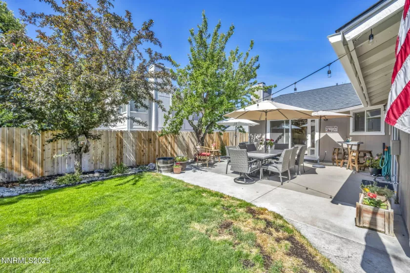 1668 Glen Oaks, Reno, Nevada 89523, 4 Bedrooms Bedrooms, ,2 BathroomsBathrooms,Residential,Residential,Glen Oaks,250052362