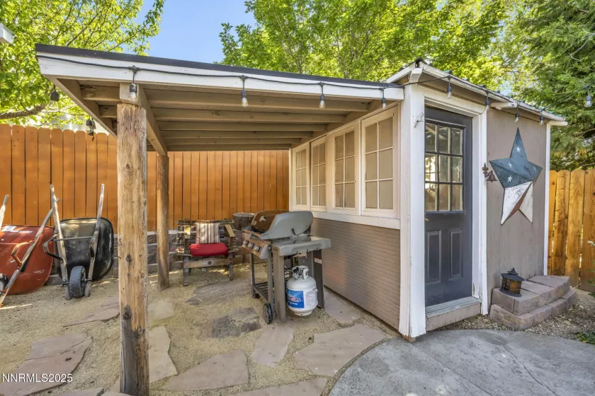 1668 Glen Oaks, Reno, Nevada 89523, 4 Bedrooms Bedrooms, ,2 BathroomsBathrooms,Residential,Residential,Glen Oaks,250052362