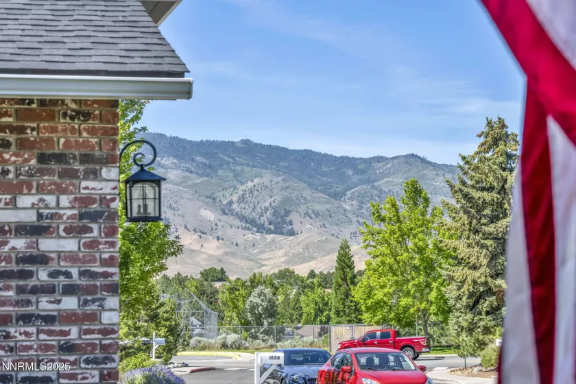 1668 Glen Oaks, Reno, Nevada 89523, 4 Bedrooms Bedrooms, ,2 BathroomsBathrooms,Residential,Residential,Glen Oaks,250052362