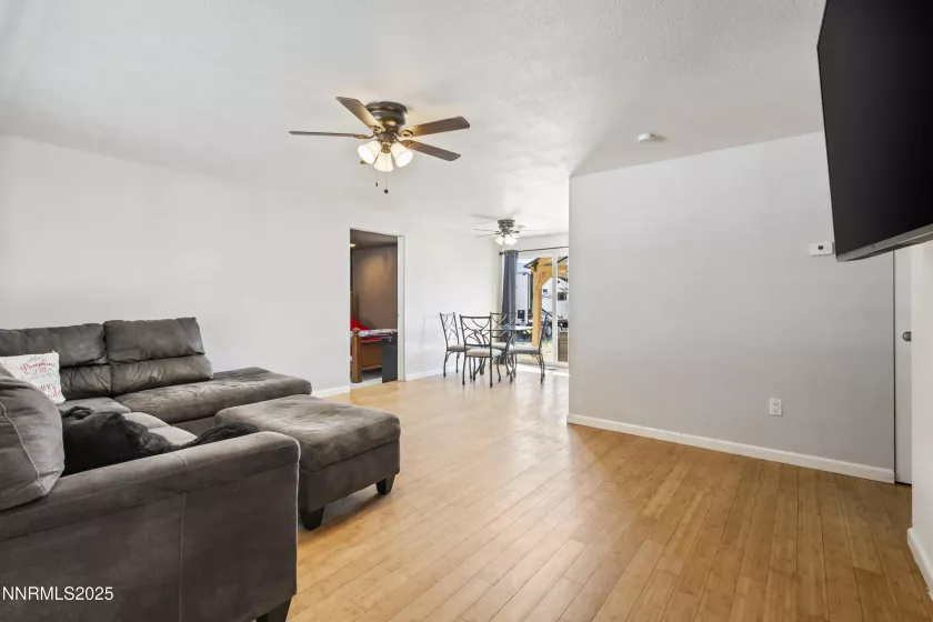 260 Palace, Reno, Nevada 89506, 3 Bedrooms Bedrooms, ,2 BathroomsBathrooms,Residential,Residential,Palace,250052365
