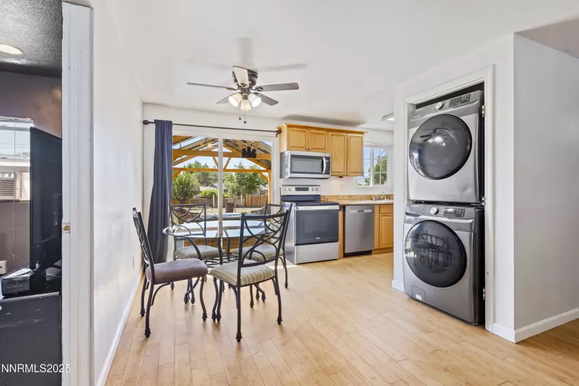 260 Palace, Reno, Nevada 89506, 3 Bedrooms Bedrooms, ,2 BathroomsBathrooms,Residential,Residential,Palace,250052365