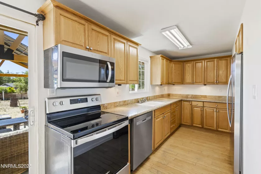 260 Palace, Reno, Nevada 89506, 3 Bedrooms Bedrooms, ,2 BathroomsBathrooms,Residential,Residential,Palace,250052365