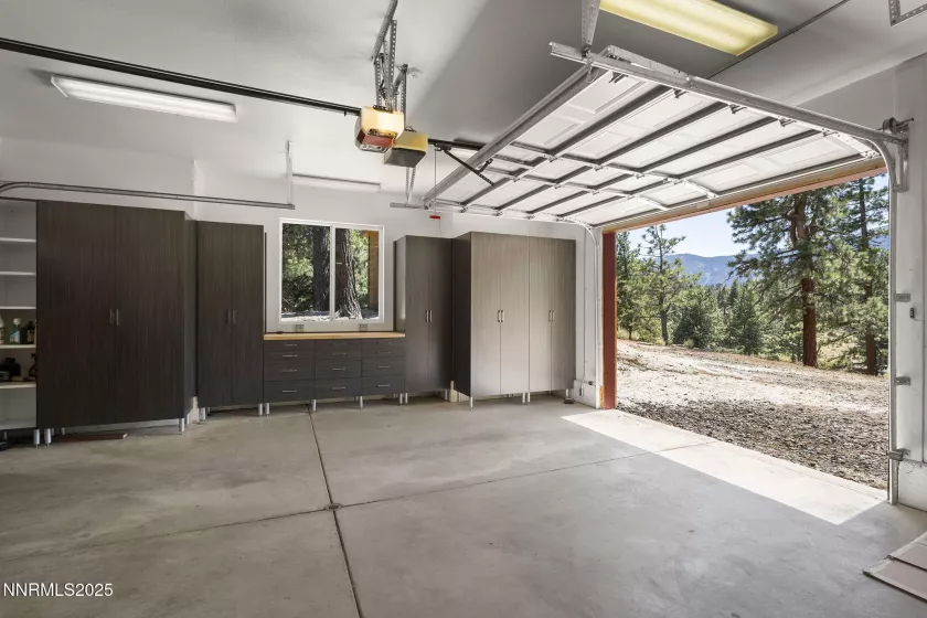 4-Car Attached Garage—Pull-Through Garage Door