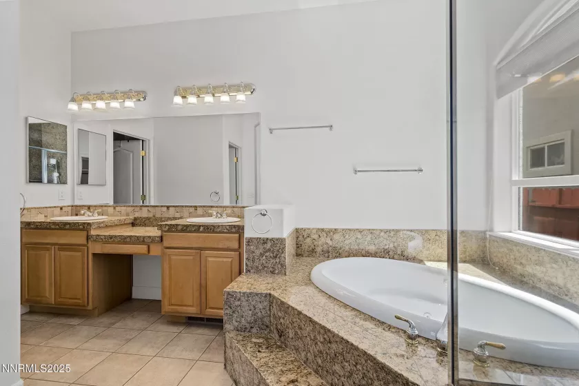 3300 Dog Leg, Minden, Nevada 89423, 4 Bedrooms Bedrooms, ,4 BathroomsBathrooms,Residential,Residential,Dog Leg,250052368
