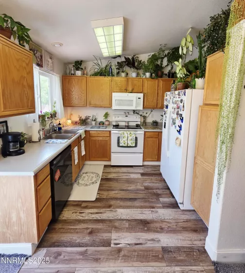 5776 Sculptor, Sun Valley, Nevada 89433, 3 Bedrooms Bedrooms, ,2 BathroomsBathrooms,Residential,Residential,Sculptor,250052371