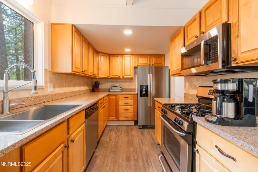 195 Pine Ridge, Stateline, Nevada 89449, 4 Bedrooms Bedrooms, ,3 BathroomsBathrooms,Residential,Residential,Pine Ridge,250052372