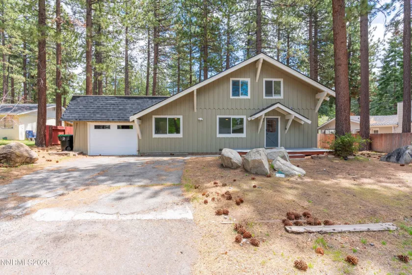 195 Pine Ridge, Stateline, Nevada 89449, 4 Bedrooms Bedrooms, ,3 BathroomsBathrooms,Residential,Residential,Pine Ridge,250052372