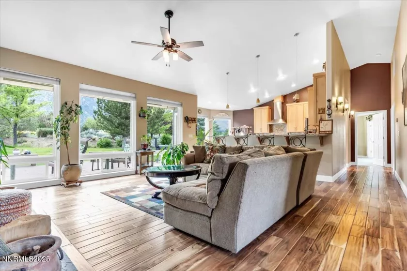 770 Parman, Gardnerville, Nevada 89460, 3 Bedrooms Bedrooms, ,3 BathroomsBathrooms,Residential,Residential,Parman,250051285