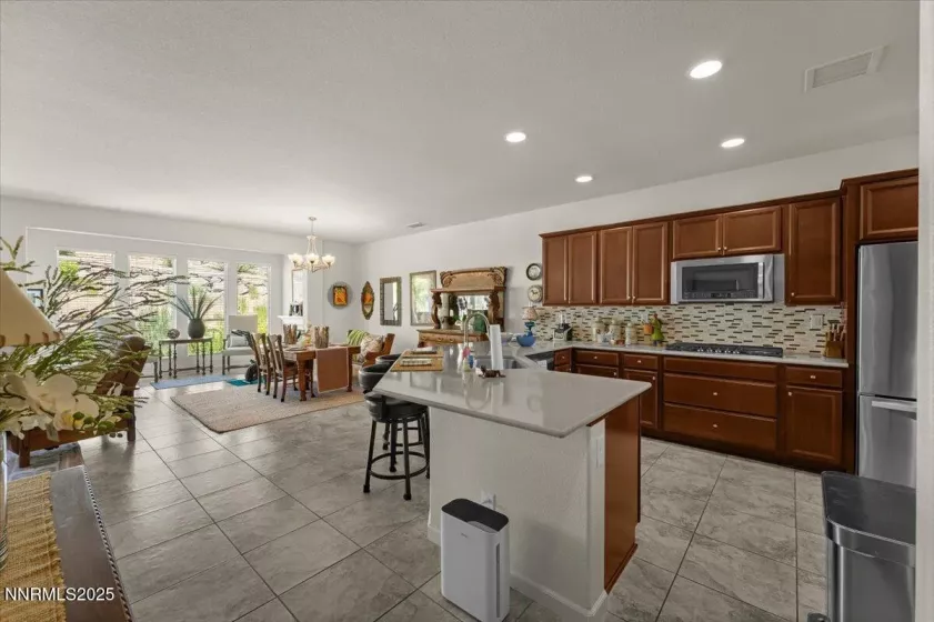 9225 Sassafras, Reno, Nevada 89523, 3 Bedrooms Bedrooms, ,2 BathroomsBathrooms,Residential,Residential,Sassafras,250052374
