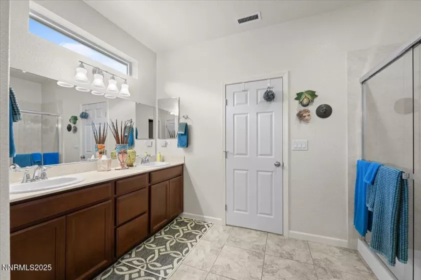 9225 Sassafras, Reno, Nevada 89523, 3 Bedrooms Bedrooms, ,2 BathroomsBathrooms,Residential,Residential,Sassafras,250052374
