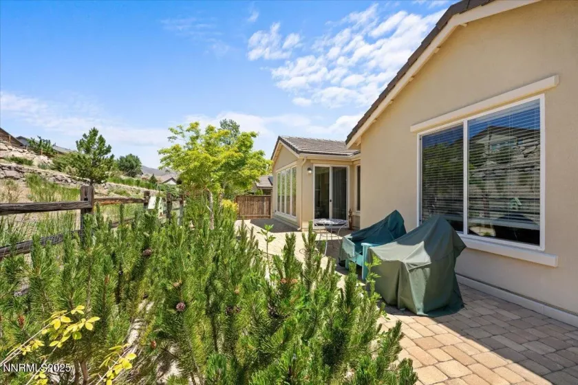 9225 Sassafras, Reno, Nevada 89523, 3 Bedrooms Bedrooms, ,2 BathroomsBathrooms,Residential,Residential,Sassafras,250052374