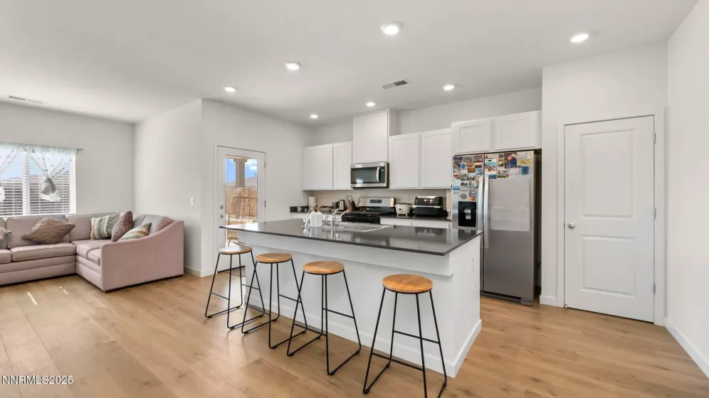 805 Natalie, Fernley, Nevada 89408, 3 Bedrooms Bedrooms, ,2 BathroomsBathrooms,Residential,Residential,Natalie,250052373