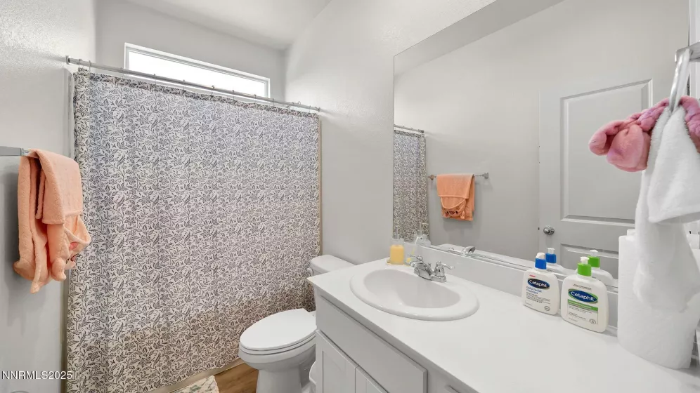 805 Natalie, Fernley, Nevada 89408, 3 Bedrooms Bedrooms, ,2 BathroomsBathrooms,Residential,Residential,Natalie,250052373