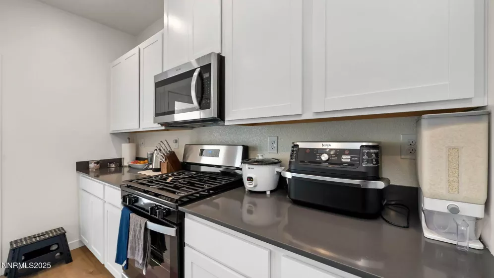 805 Natalie, Fernley, Nevada 89408, 3 Bedrooms Bedrooms, ,2 BathroomsBathrooms,Residential,Residential,Natalie,250052373