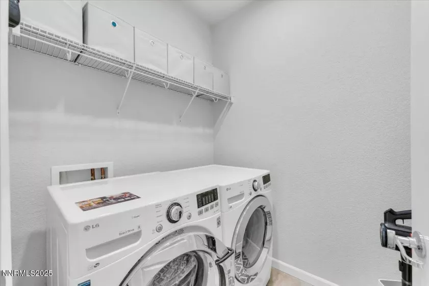 2642 Alessandro, Sparks, Nevada 89434, 3 Bedrooms Bedrooms, ,3 BathroomsBathrooms,Residential,Residential,Alessandro,250052375