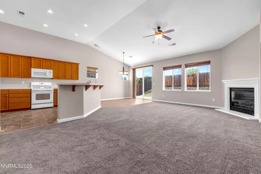 5287 Vidette Meadows, Sparks, Nevada 89436, 3 Bedrooms Bedrooms, ,2 BathroomsBathrooms,Residential,Residential,Vidette Meadows,250052378