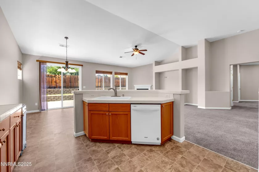 5287 Vidette Meadows, Sparks, Nevada 89436, 3 Bedrooms Bedrooms, ,2 BathroomsBathrooms,Residential,Residential,Vidette Meadows,250052378