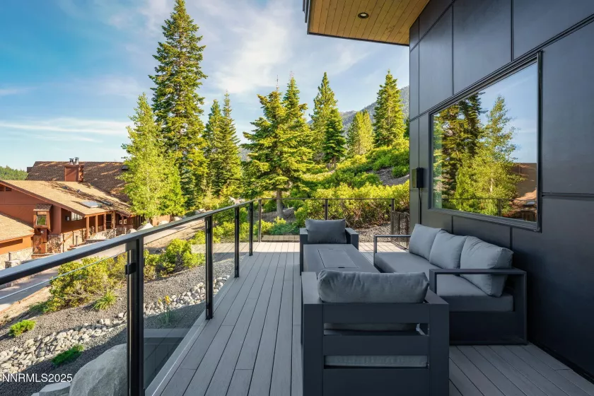 9172 Scenic, Tahoma, California 96142, 3 Bedrooms Bedrooms, ,3 BathroomsBathrooms,Residential,Residential,Scenic,250052391