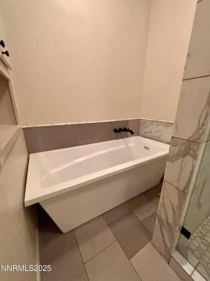 9050 Double R, Reno, Nevada 89521, 1 Bedroom Bedrooms, ,1 BathroomBathrooms,Residential,Residential,Double R,250052393