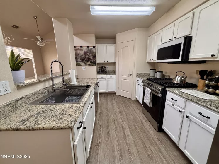 9050 Double R, Reno, Nevada 89521, 1 Bedroom Bedrooms, ,1 BathroomBathrooms,Residential,Residential,Double R,250052393