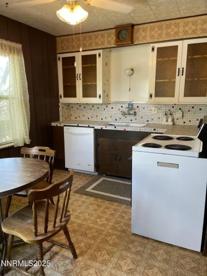 4 3rd, Mc Gill, Nevada 89318, 3 Bedrooms Bedrooms, ,1 BathroomBathrooms,Residential,Residential,3rd,250052394